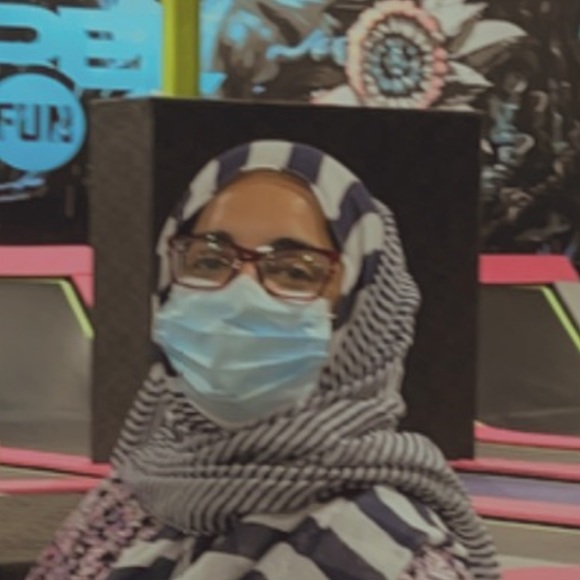 Meet your Posher, Mishal - Picture 2 of 2